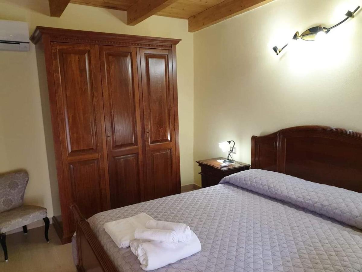 Bed and Breakfast Estia Scano Montiferro Zewnętrze zdjęcie